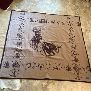 Brand New Pendleton wool blanket. Brown and Tan Reversible. 5 ft X 5 ft